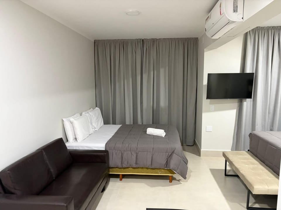 Bed, TV and multimedia, Living room, Bedroom, air conditioner