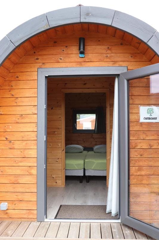 Pods & tonneaux du Haras d'Oakland Campground/ 
RV Resort in Centre-Val de Loire