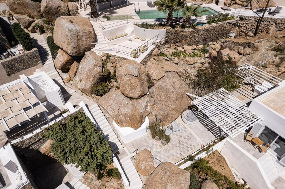 Property building, Bird's eye view