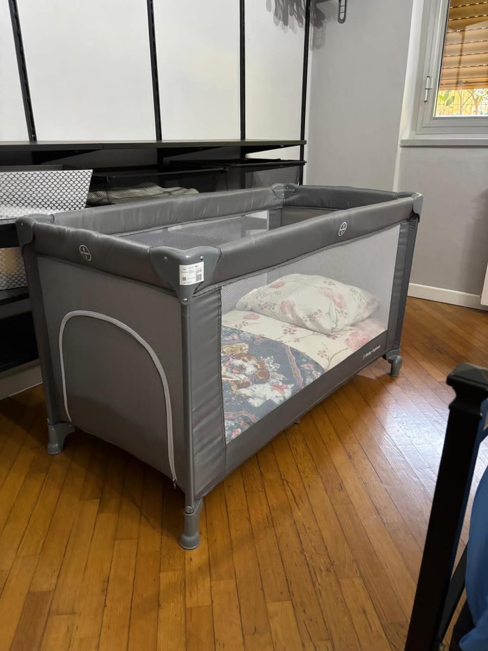 cot
