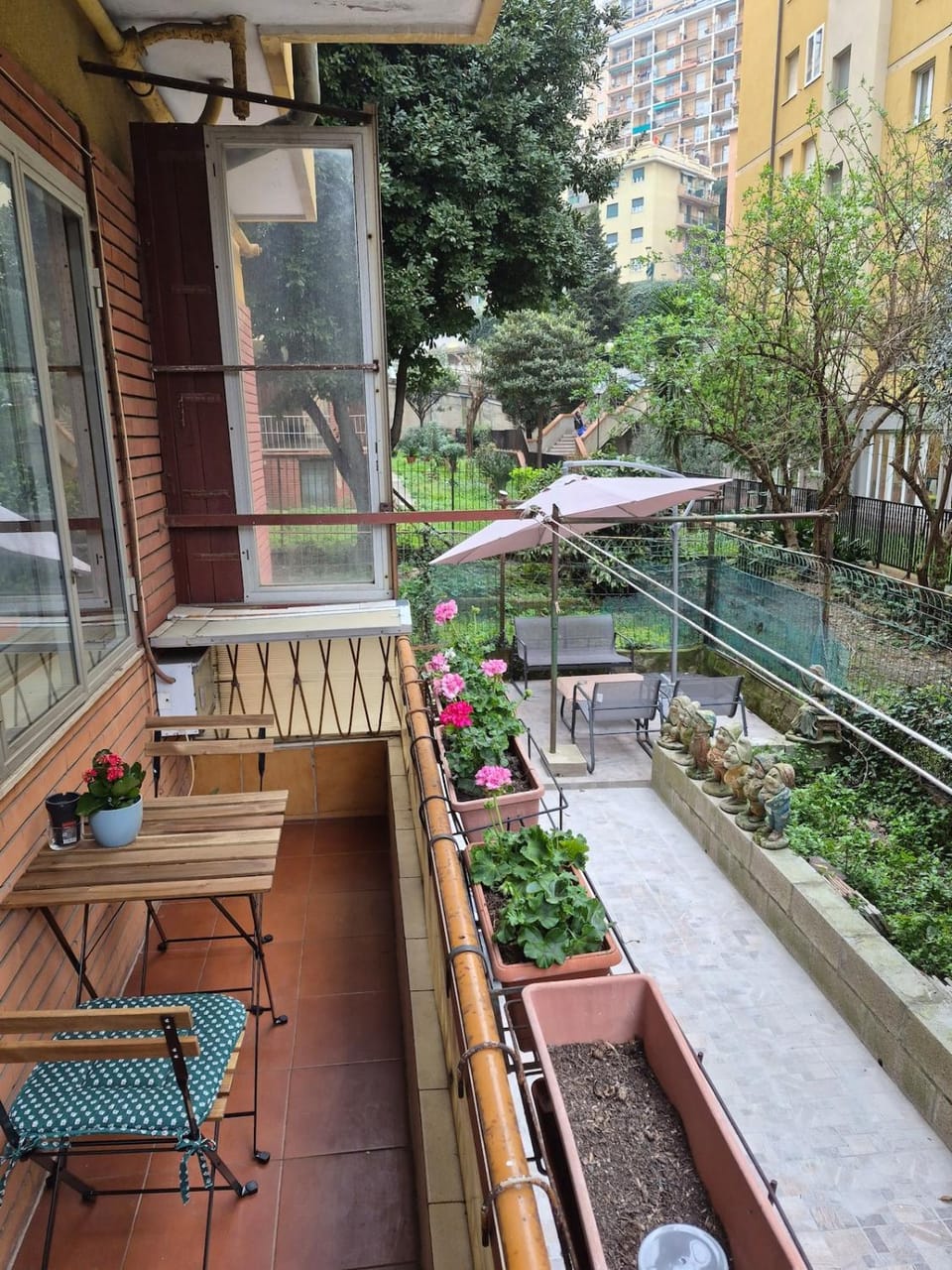 Property building, Garden