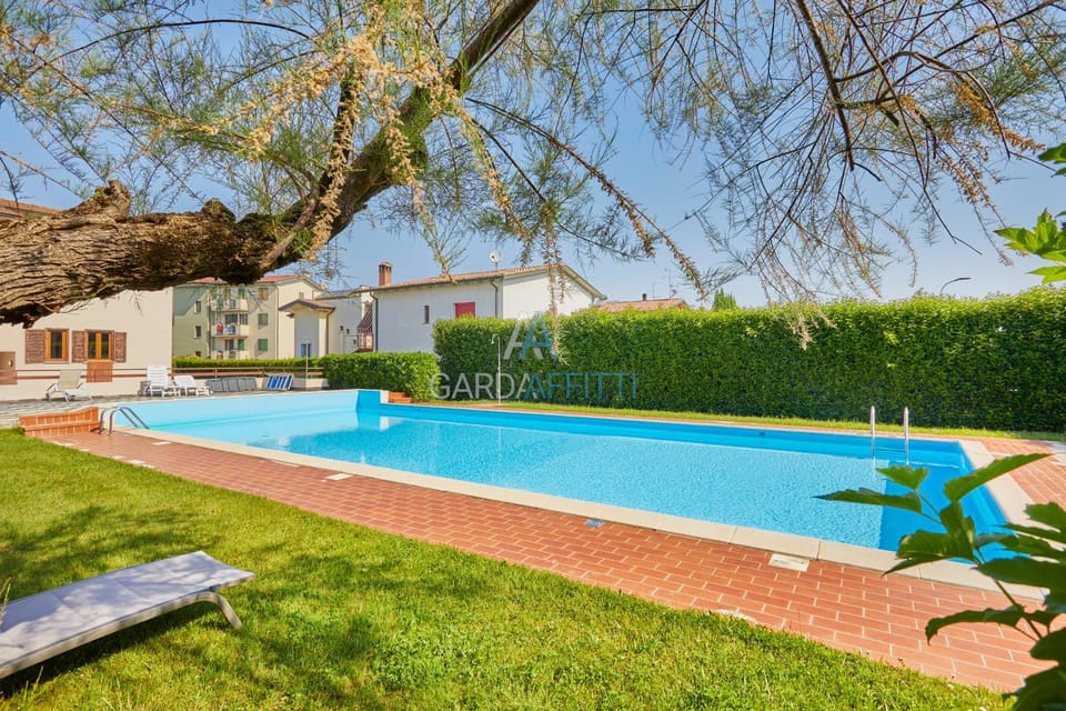 Swimming pool, Swimming pool