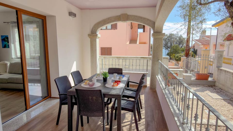 View (from property/room), Balcony/Terrace