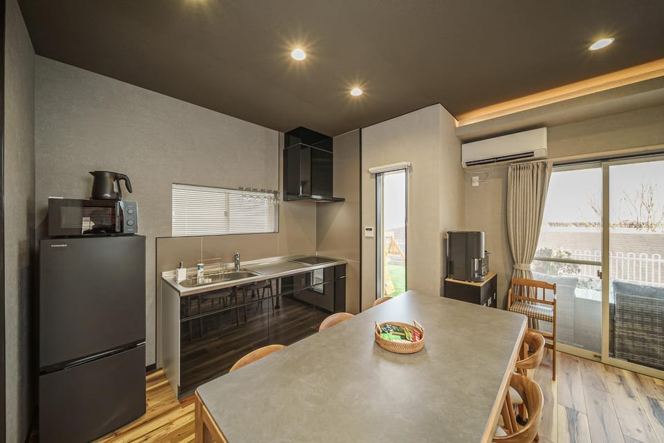 Dining area, Non alcoholic drinks, Non alcoholic drinks