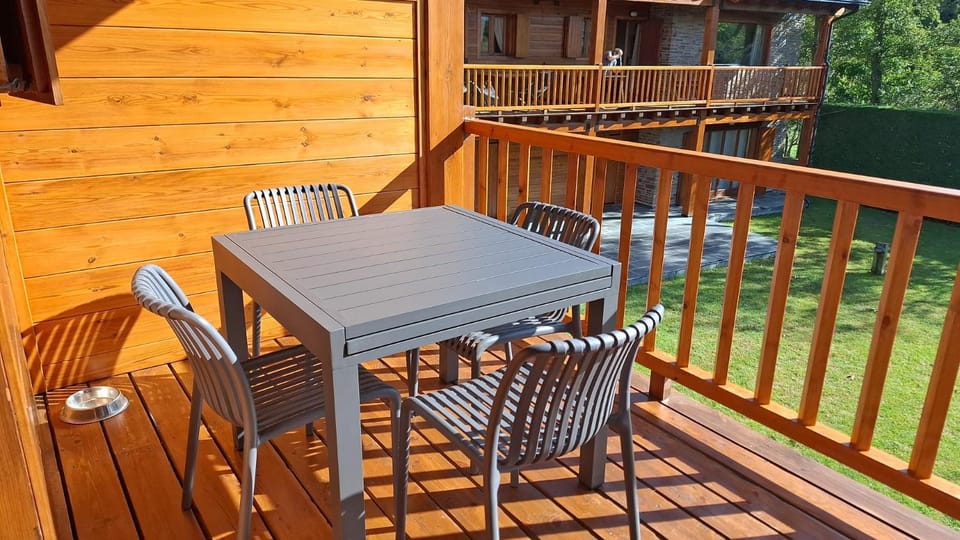 Apartamento en Puigcerda con piscina y Wifi Apartment in Puigcerdà