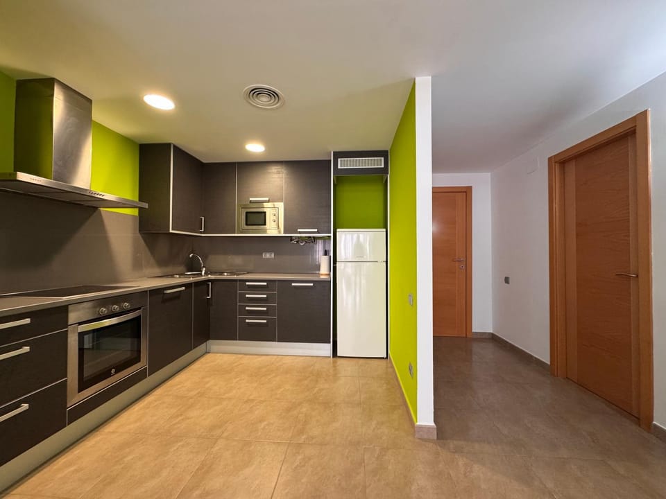 Kitchen or kitchenette, Lobby or reception