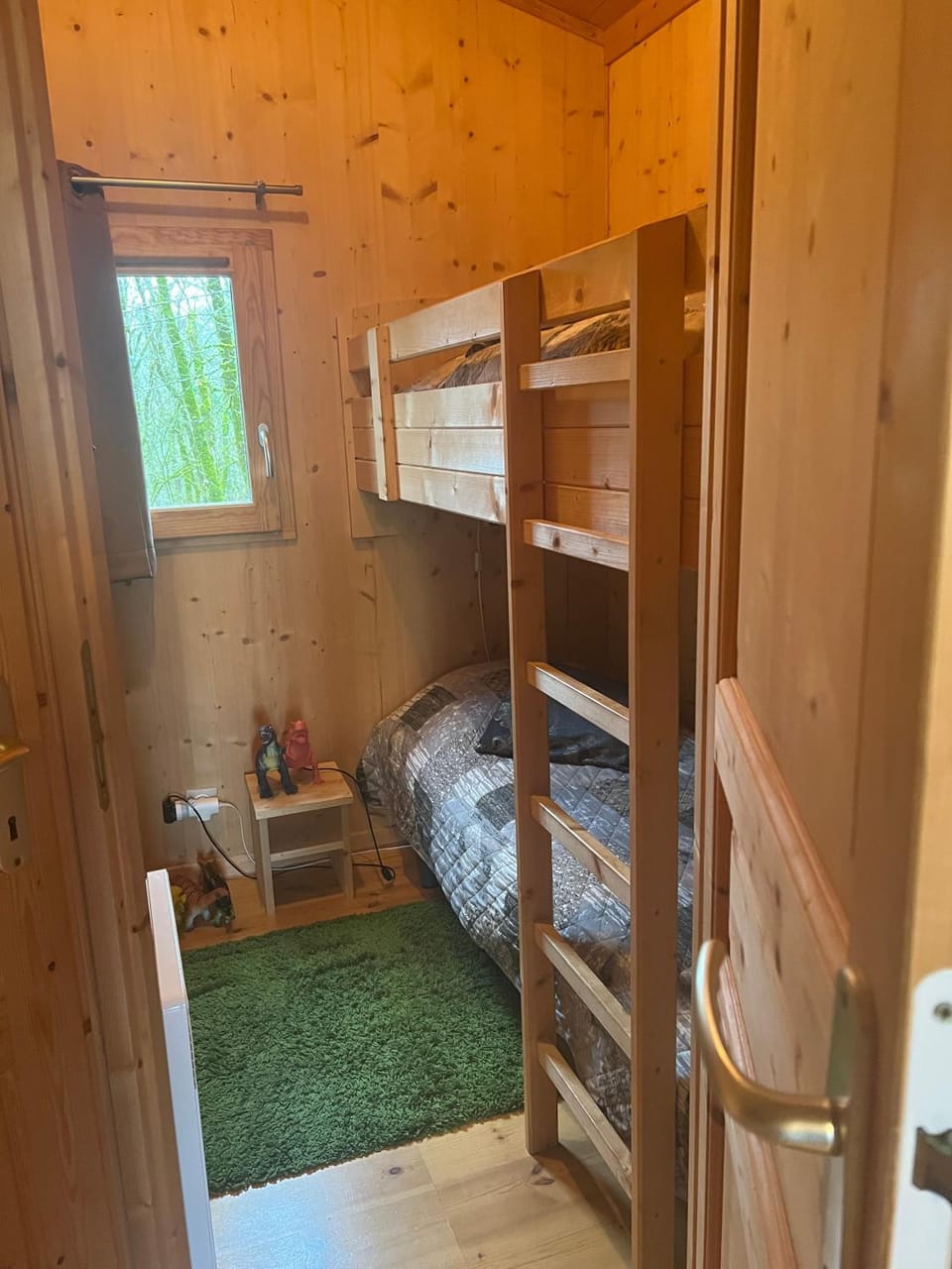 Property building, Living room, Bedroom