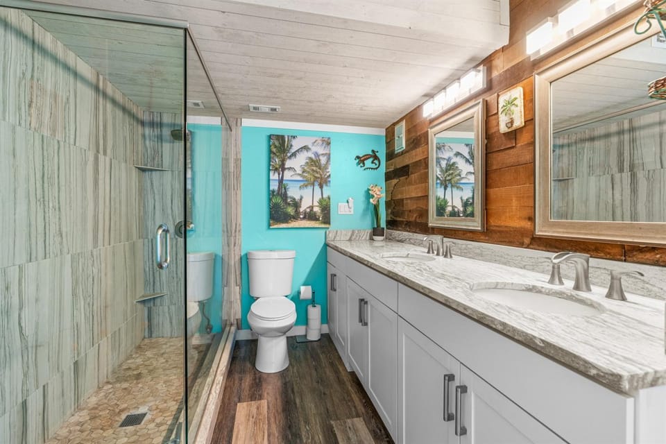 Beautiful Ocean View Studio from 3rd Floor STEPS from the Beach with Pool! Apartment in New Smyrna Beach