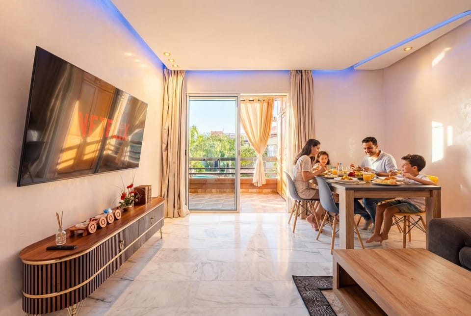 Appartement 2ch avec vue sur piscine en centre-ville Apartment in Marrakesh