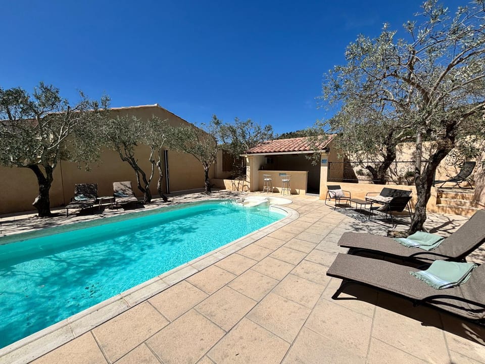 Balcony/Terrace, Swimming pool