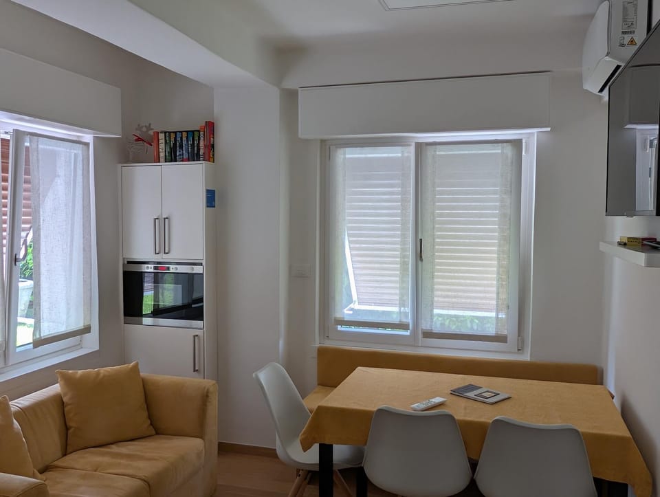 Dining area, air conditioner