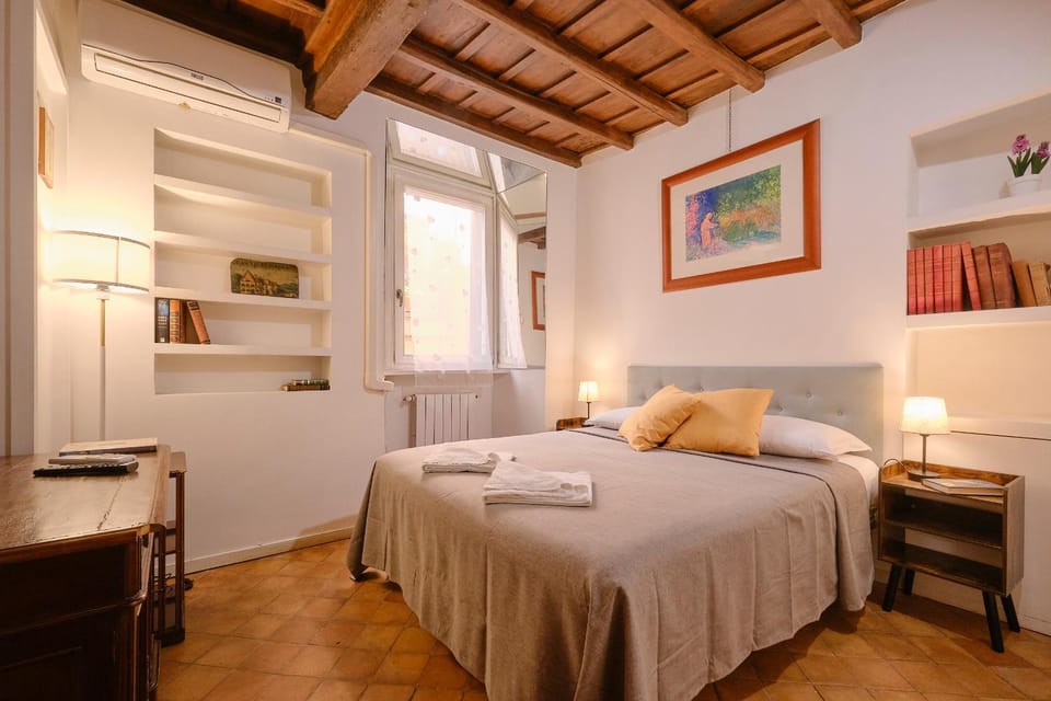 Governo Vecchio Maison Apartment in Rome