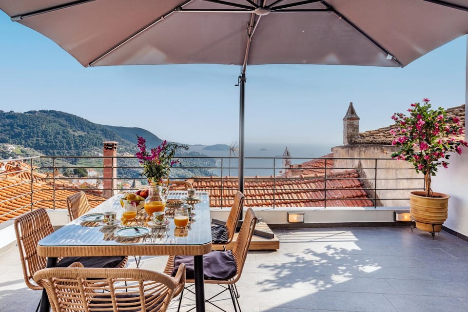 Patio, Balcony/Terrace, Mountain view, Sea view