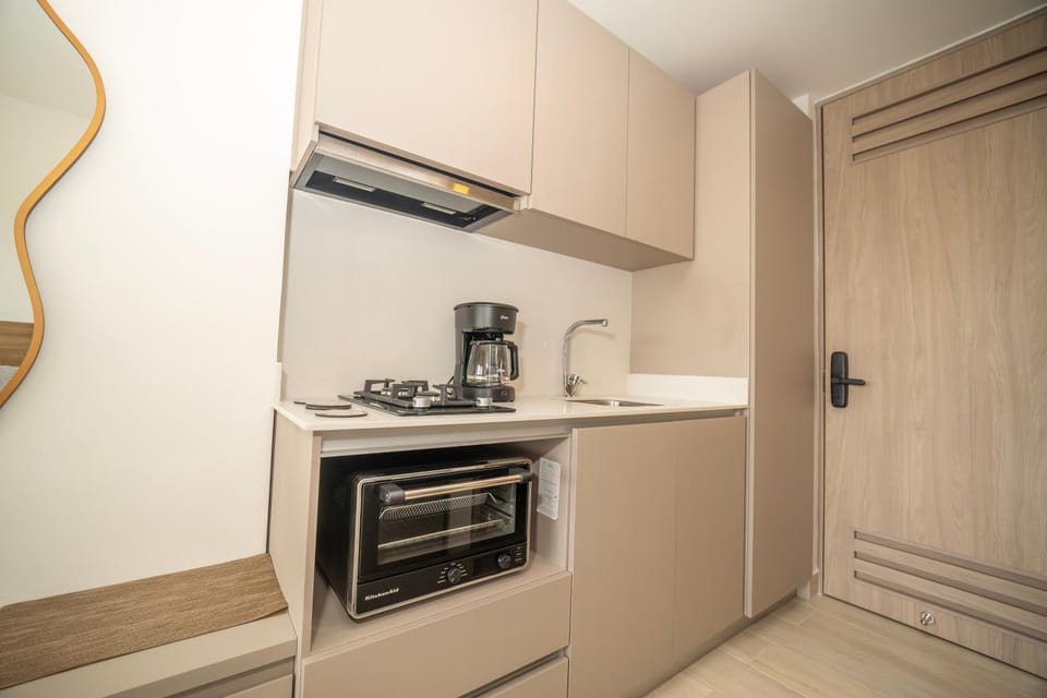 Kitchen or kitchenette