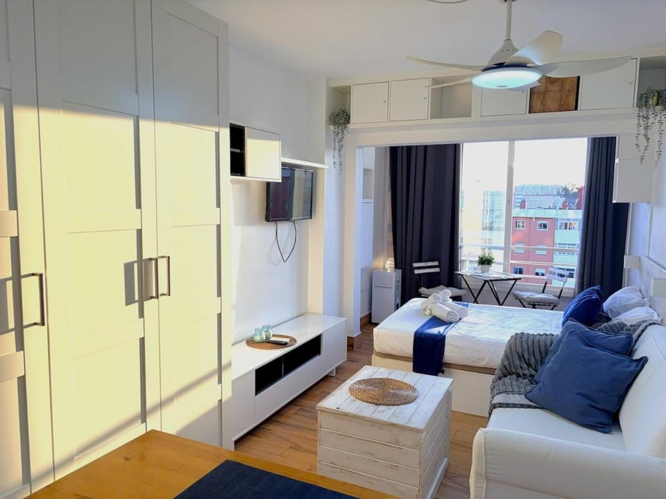 Evans Realty CO Estudio en la playa y piscina Apartment in Torremolinos