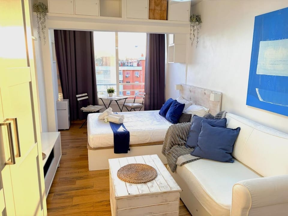 Evans Realty CO Estudio en la playa y piscina Apartment in Torremolinos
