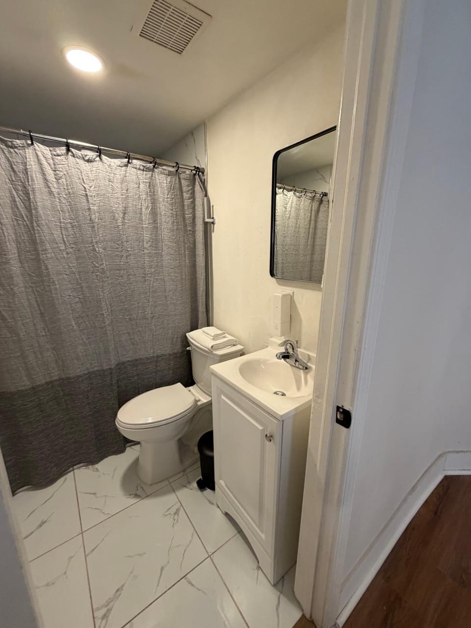 Suite Safari Bed and Breakfast in Tampa