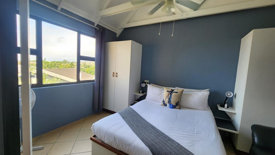 4 Seascape Lodge, Self catering in Uvongo Apartment in Margate