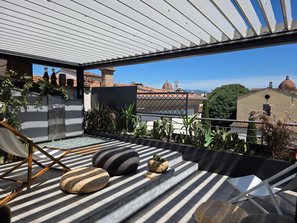 Hot Tub, Balcony/Terrace, City view