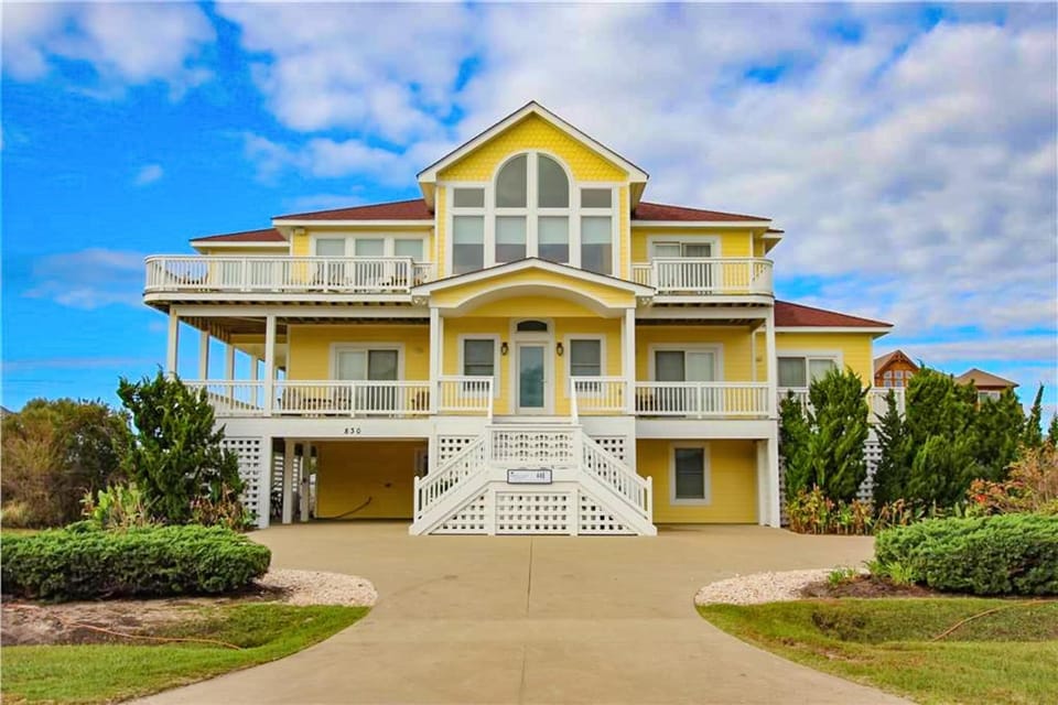 An Ocean Song OBX House in Corolla