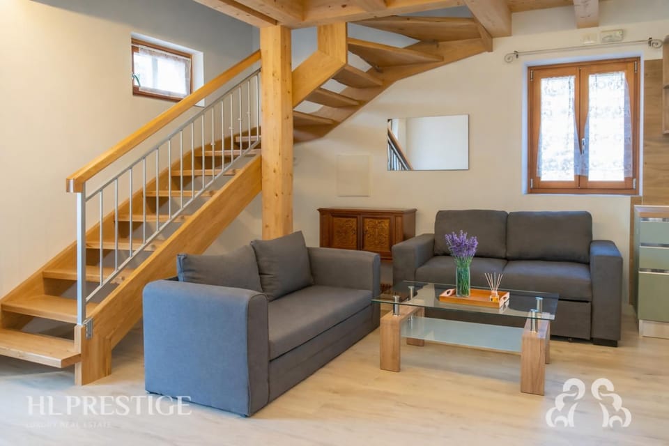 Pedeserva Private Residence – Junior Suite Apartment in Belluno