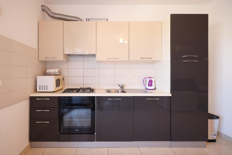 Kitchen or kitchenette, Other
