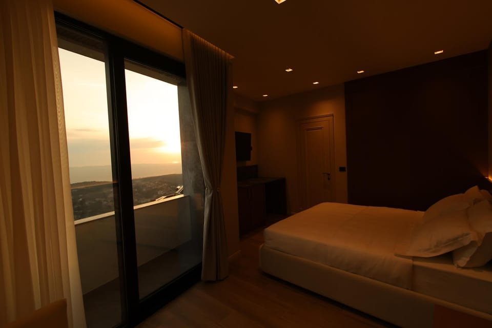 View (from property/room), City view