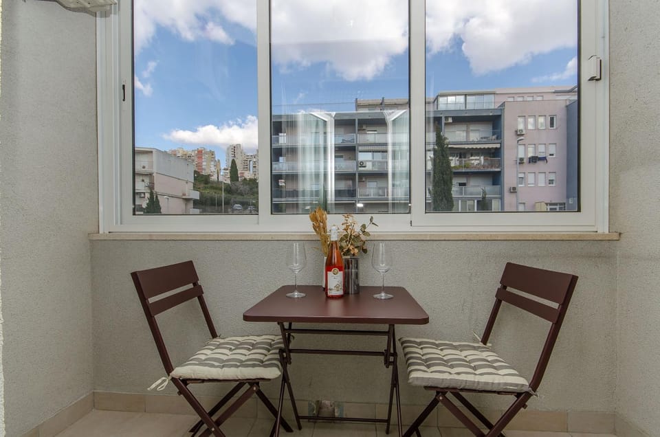 View (from property/room), Balcony/Terrace