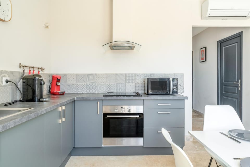 Mas Delorme 2 Apartment in Arles