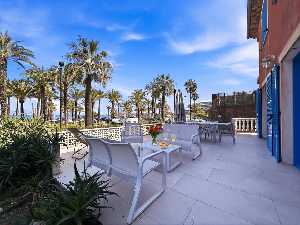 Patio, Spring, Day, View (from property/room), Balcony/Terrace, Dining area, Beach, Sea view