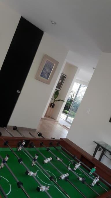 Casa de descanso, alberca, asador, jardín, 15 huéspedes House in Jiutepec