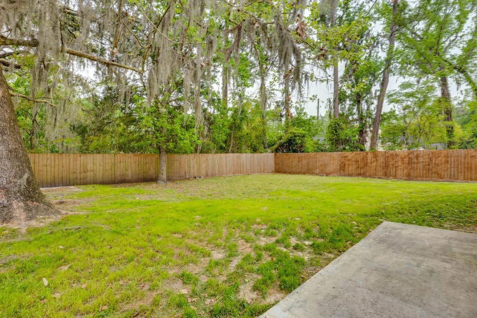 Spacious & Pet-Friendly Yard! Jacksonville Home House in Jacksonville