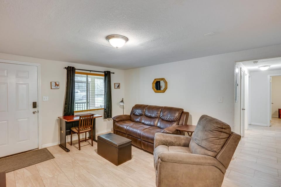 Spacious & Pet-Friendly Yard! Jacksonville Home House in Jacksonville