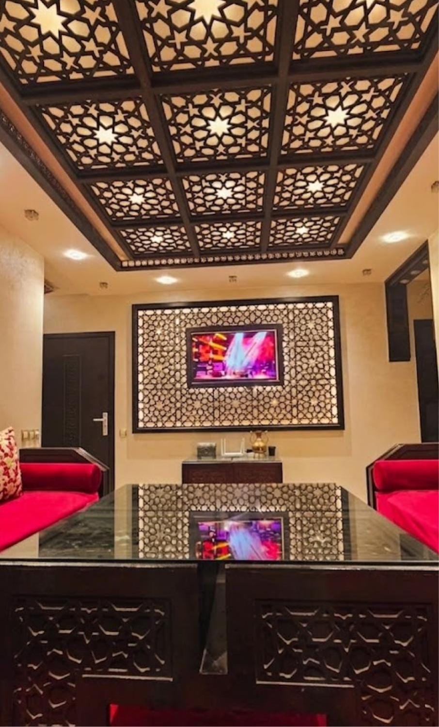 Communal lounge/ TV room, TV and multimedia, Living room, Seating area, Evening entertainment