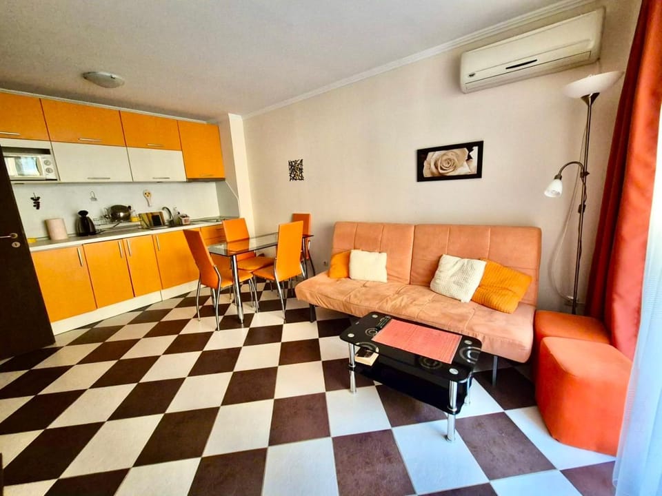 Seaside Paradise Apartment in Burgas Province
