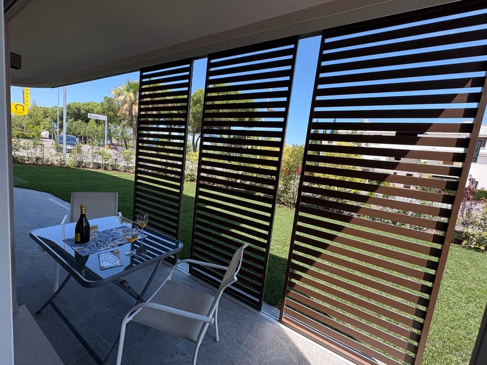 Patio, Day, View (from property/room), Balcony/Terrace