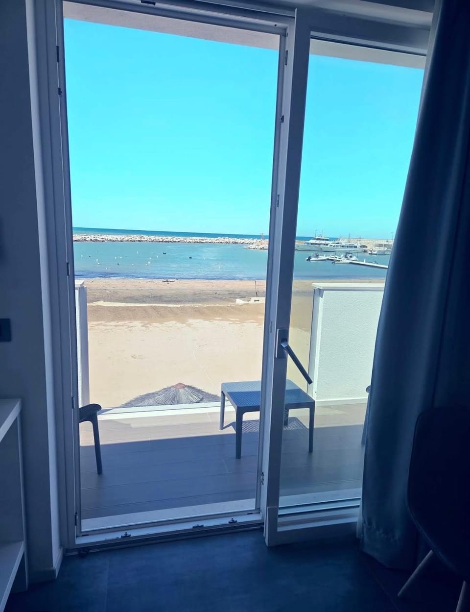 Natural landscape, Balcony/Terrace, Sea view