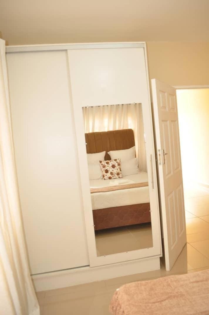 RosiMug's Homestay Apartment hotel in Zimbabwe