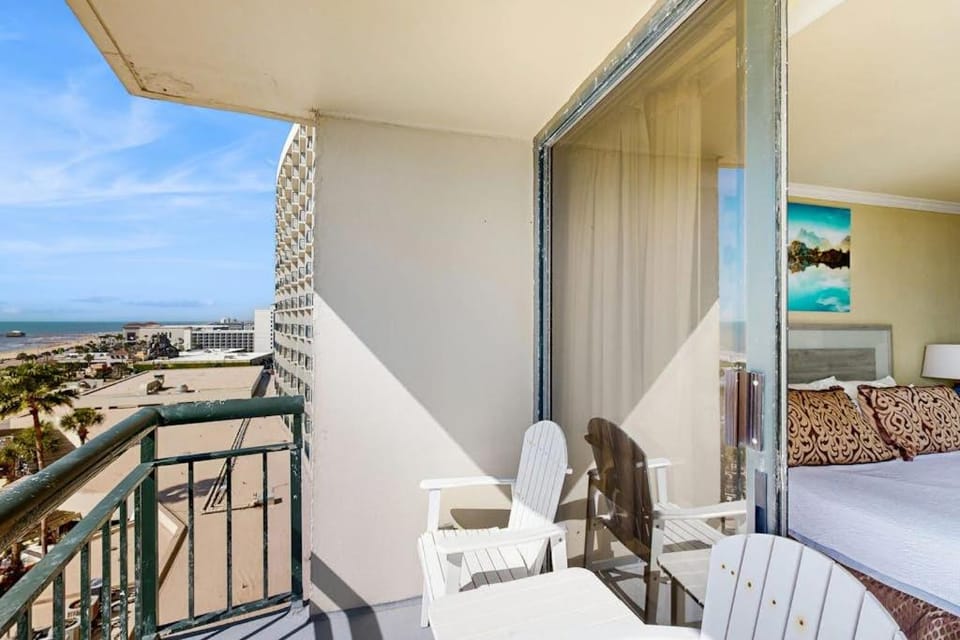 San Luis Paradise #930 Apartment in Galveston Island