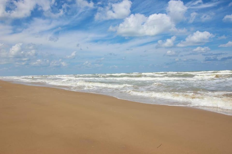 Shoreline Oasis Apartment in South Padre Island