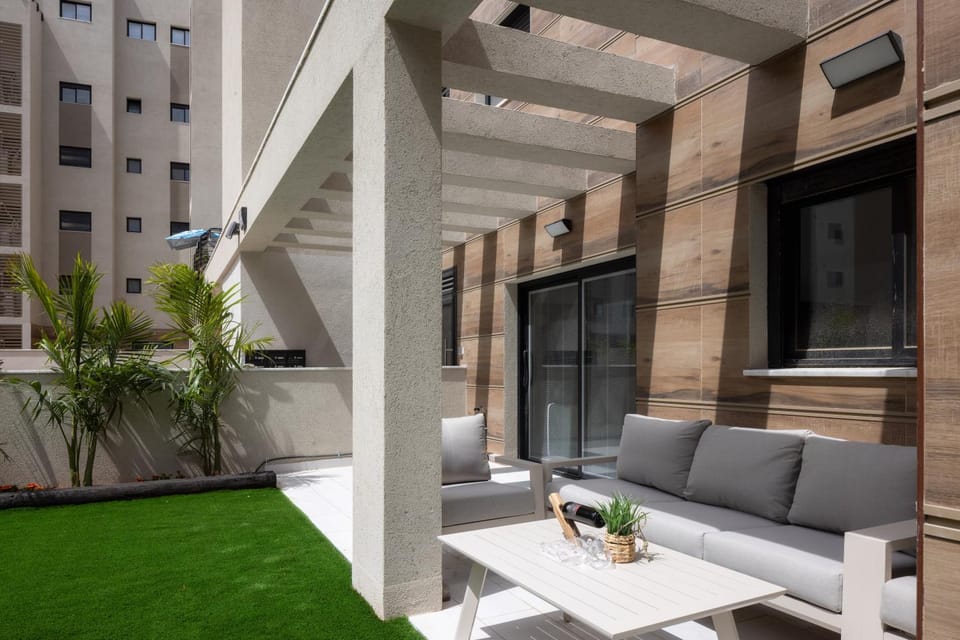 Garden, Balcony/Terrace, Seating area, Garden view