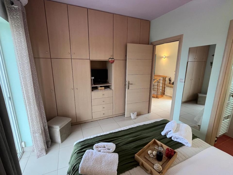 Vista Maritima Anavyssos Villa in East Attica Regional Unit, Greece