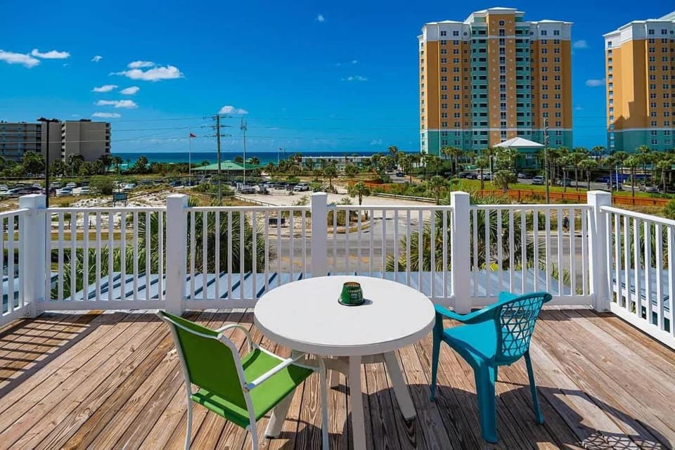4BR Beach House w Pool Loft and Gulf Views House in Panama City Beach