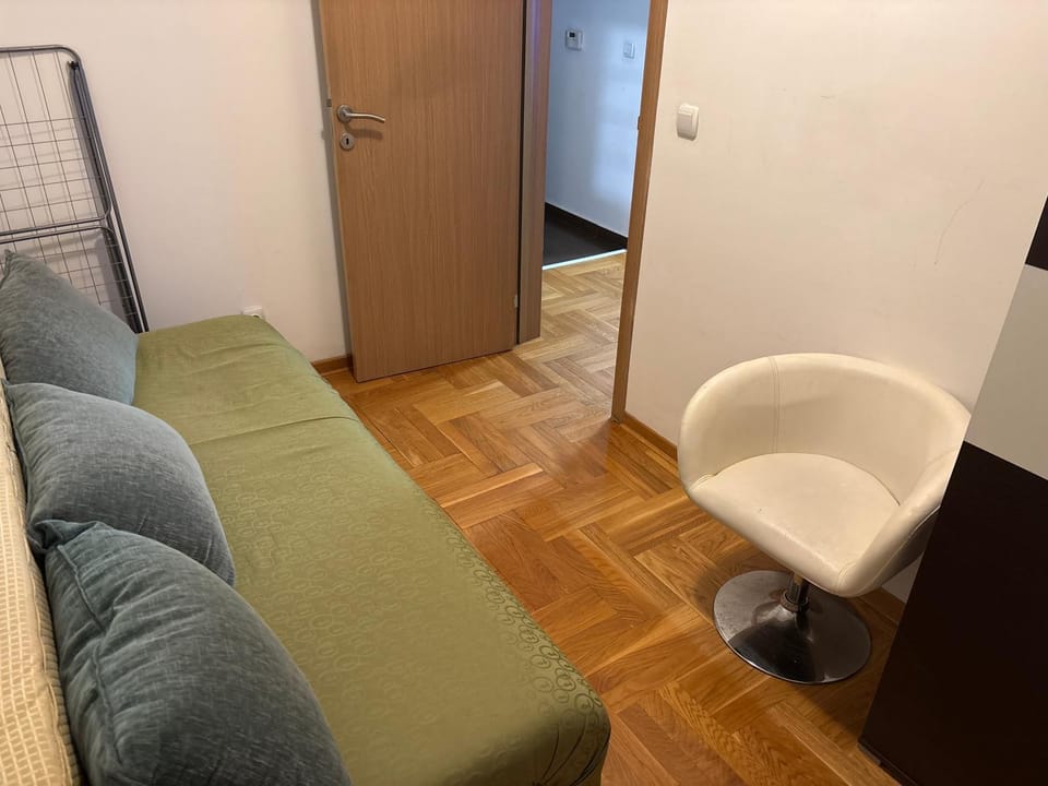 Lindo apartman Apartment in Belgrade