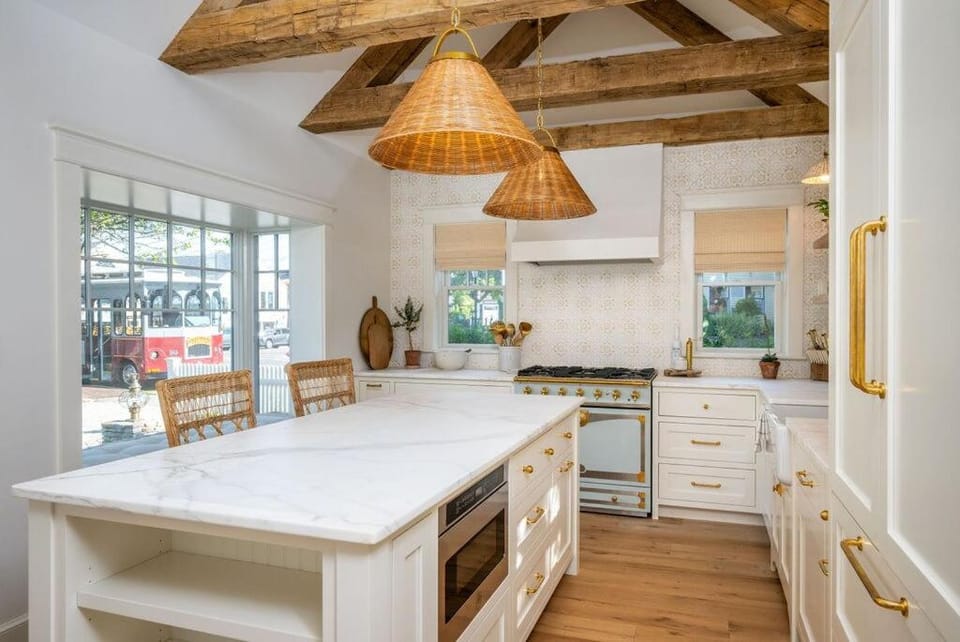 River Cottage - 2 Bedroom 1.5 Bath Waterfront Home House in Dock Square
