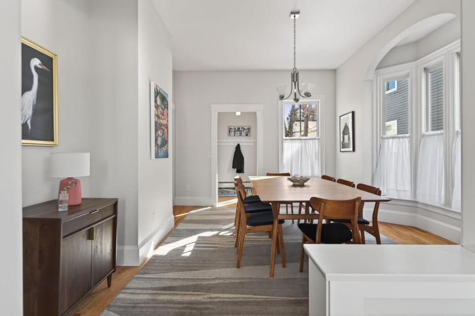 Modern West End Townhome 3BR 2BA House in South Portland