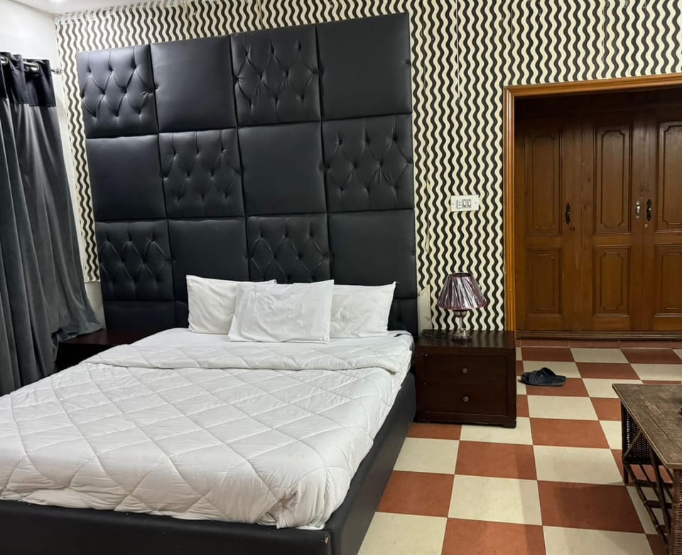 Bed, Bedroom, wardrobe