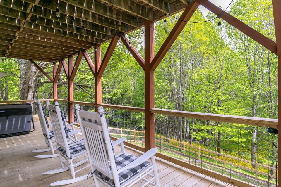 Our Happy Nest House in Boone