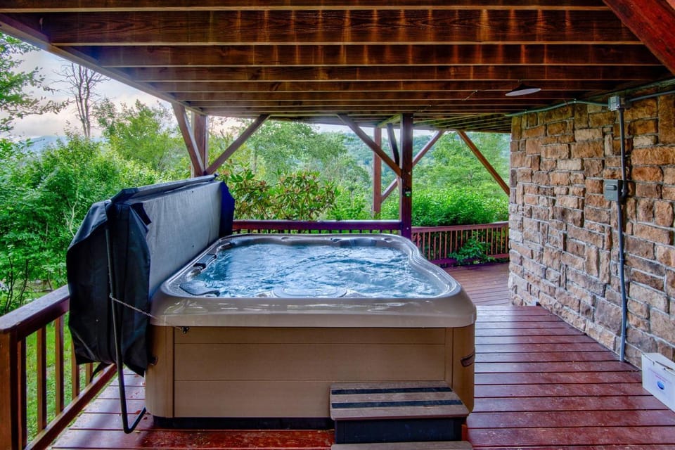 Mountain Sunrise House in Sugar Mountain