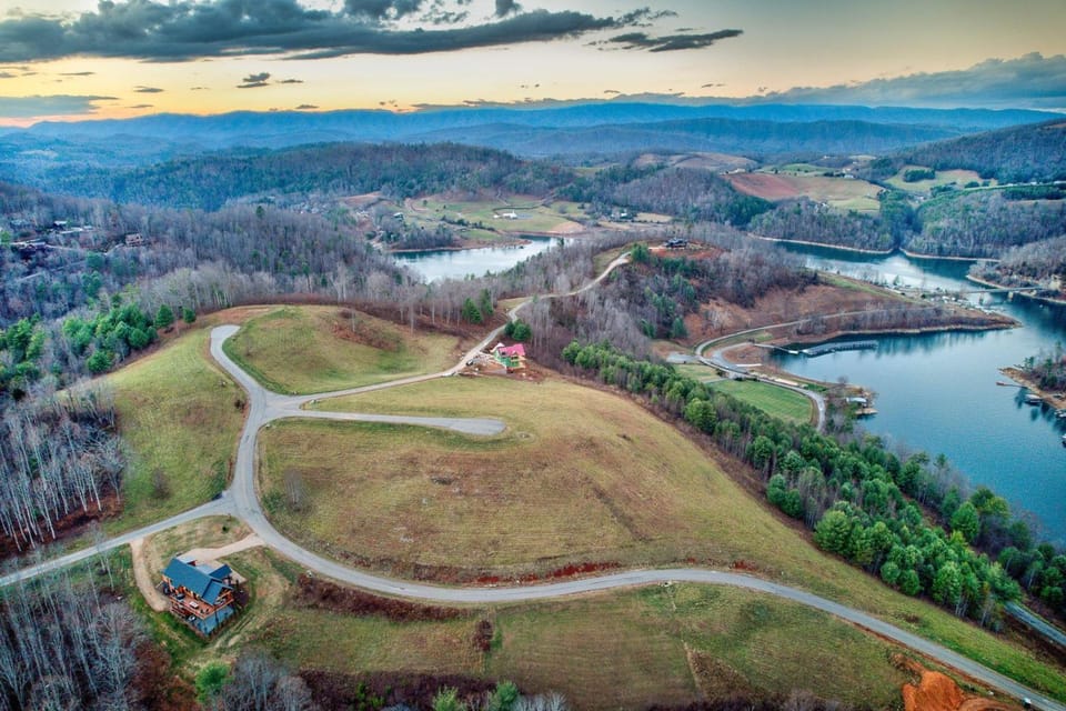 Point of View at Eagle Bay House in Watauga Lake